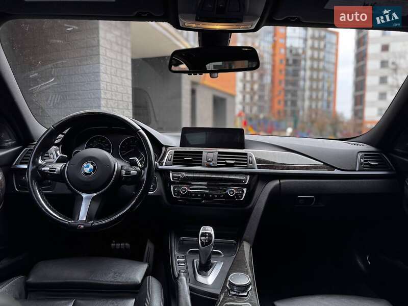 Седан BMW 3 Series 2016 в Ивано-Франковске