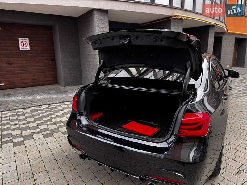 Седан BMW 3 Series 2016 в Ивано-Франковске