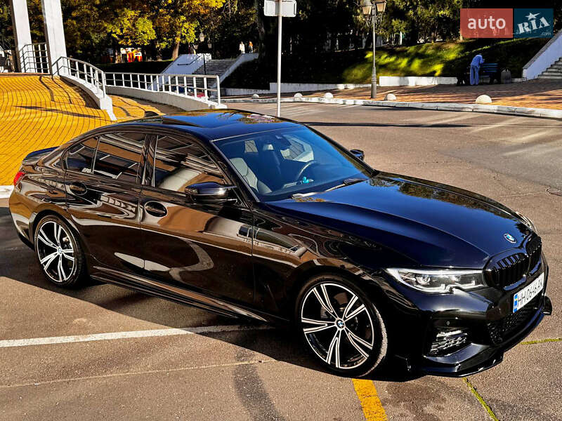 Седан BMW 3 Series 2019 в Одессе