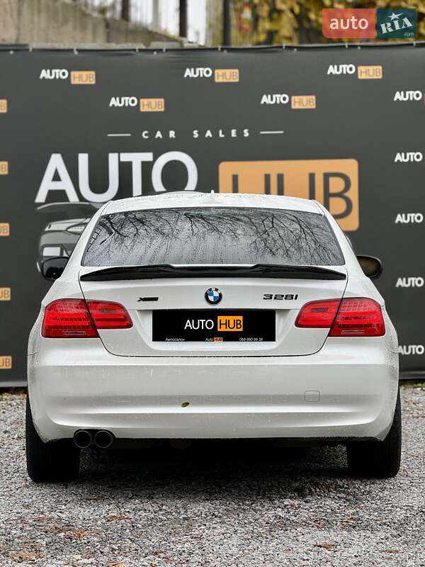 Купе BMW 3 Series 2011 в Харкові
