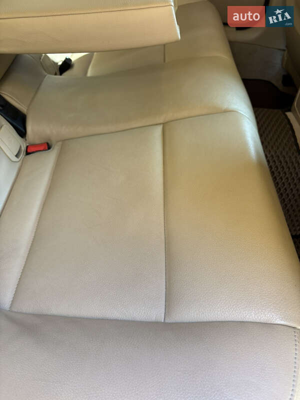 Седан BMW 3 Series 2011 в Николаеве