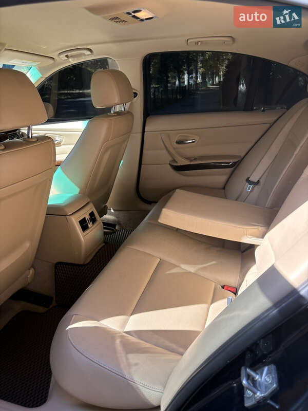 Седан BMW 3 Series 2011 в Николаеве