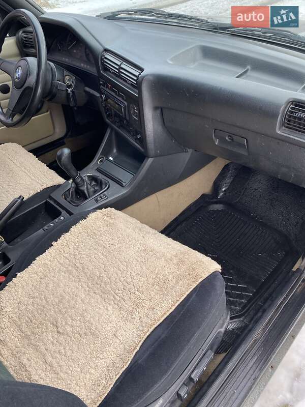 Седан BMW 3 Series 1989 в Киеве фото 4 Седан BMW 3 Series 1989 в Киеве