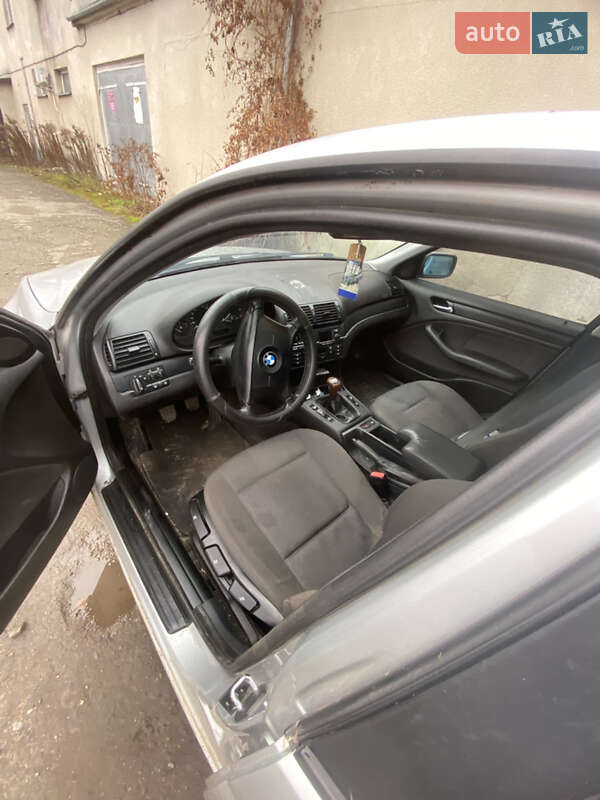 Седан BMW 3 Series 2003 в Белогорье