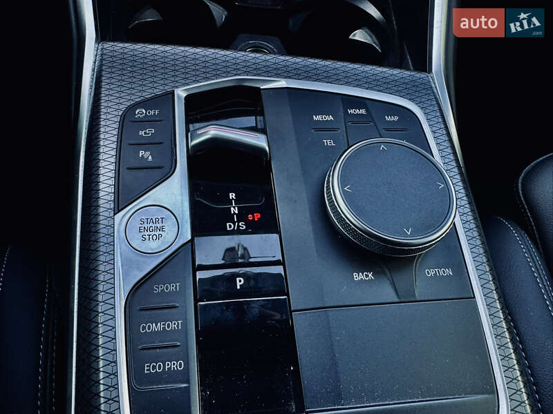 Седан BMW 3 Series 2023 в Одессе