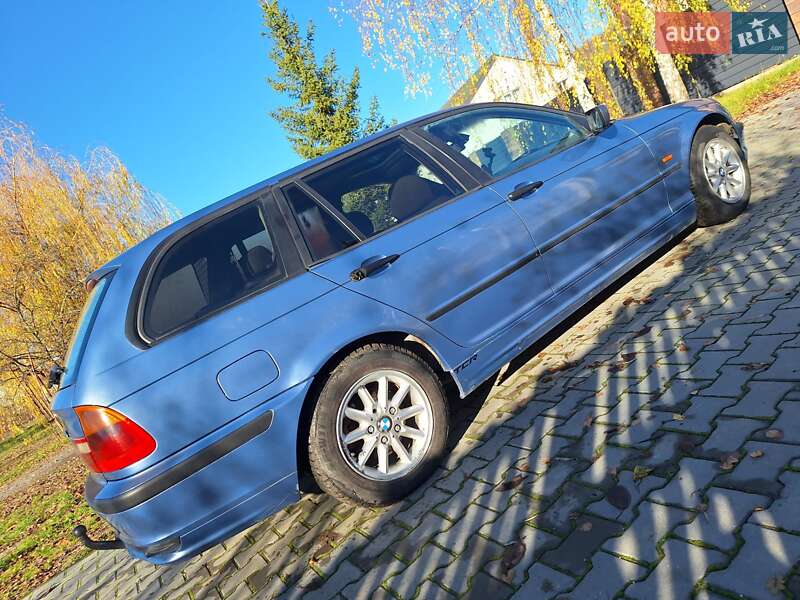 Универсал BMW 3 Series 2001 в Черновцах