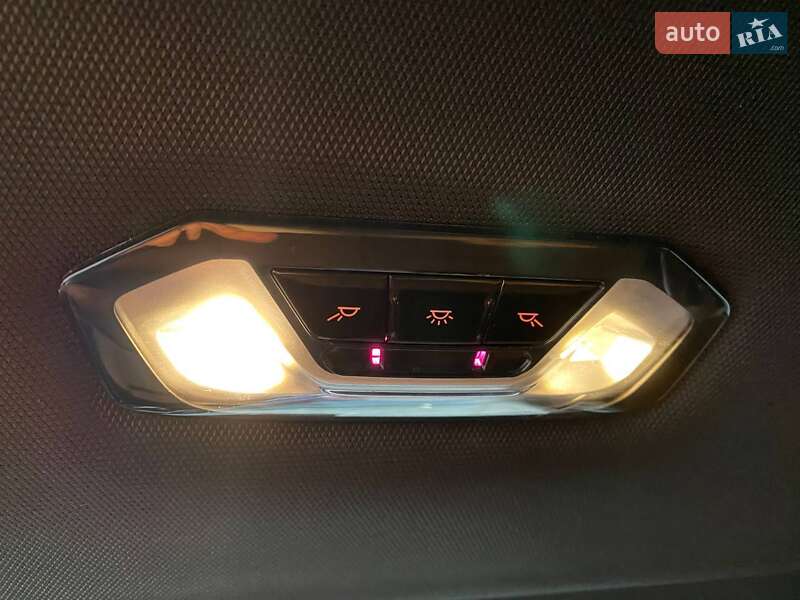 Седан BMW 3 Series 2023 в Дніпрі