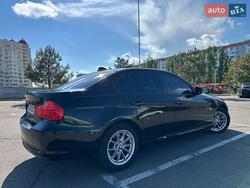 Седан BMW 3 Series 2010 в Николаеве фото 7 Седан BMW 3 Series 2010 в Николаеве