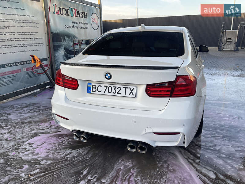 Седан BMW 3 Series 2014 в Львове