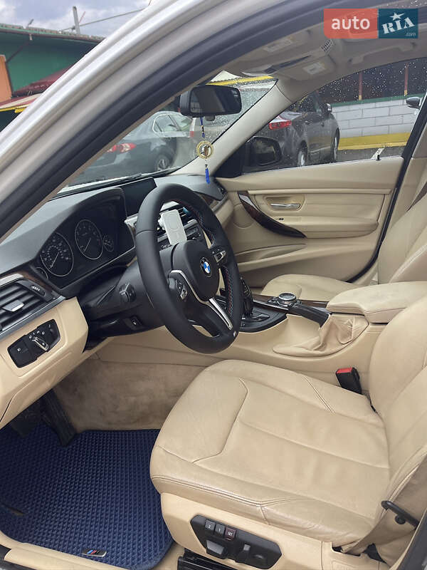Седан BMW 3 Series 2014 в Львове