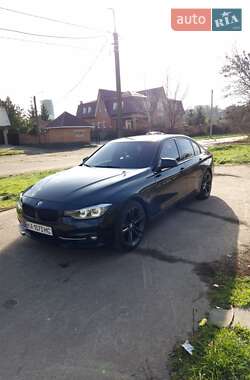 Седан BMW 3 Series 2016 в Кропивницькому