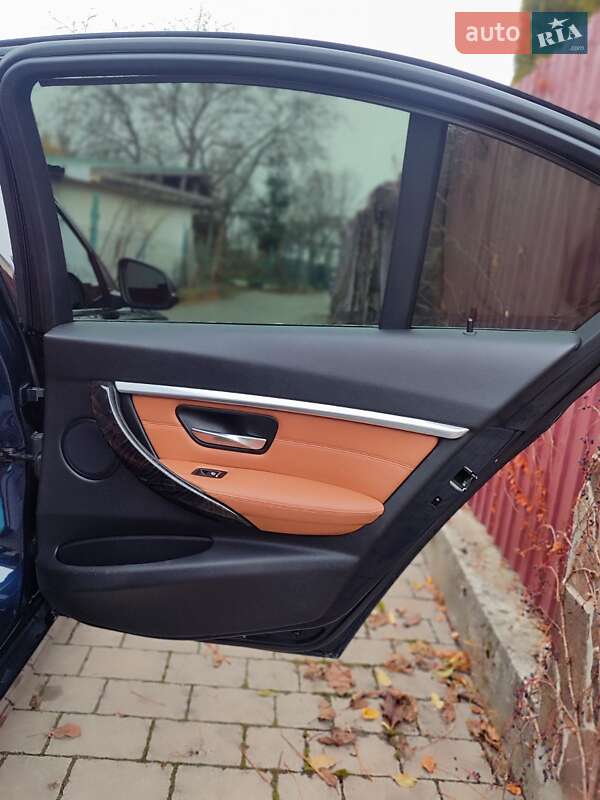 Седан BMW 3 Series 2015 в Львове фото 23 Седан BMW 3 Series 2015 в Львове