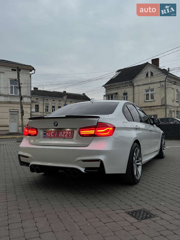 Седан BMW 3 Series 2018 в Коломые