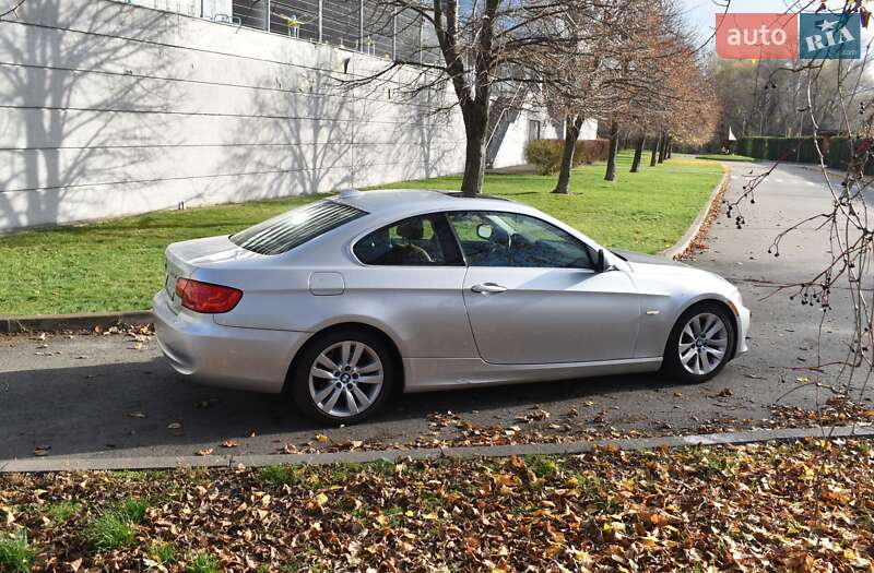 Купе BMW 3 Series 2012 в Киеве фото 19 Купе BMW 3 Series 2012 в Киеве