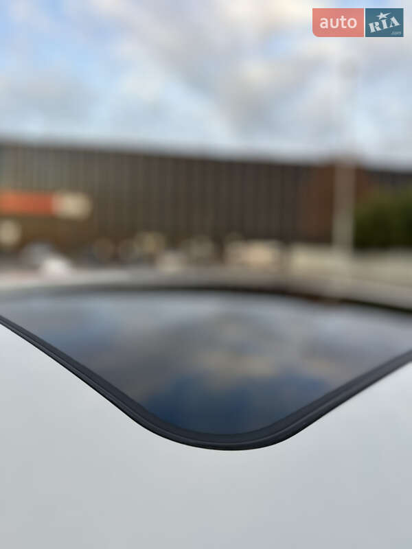 Седан BMW 3 Series 2016 в Луцке фото 13 Седан BMW 3 Series 2016 в Луцке