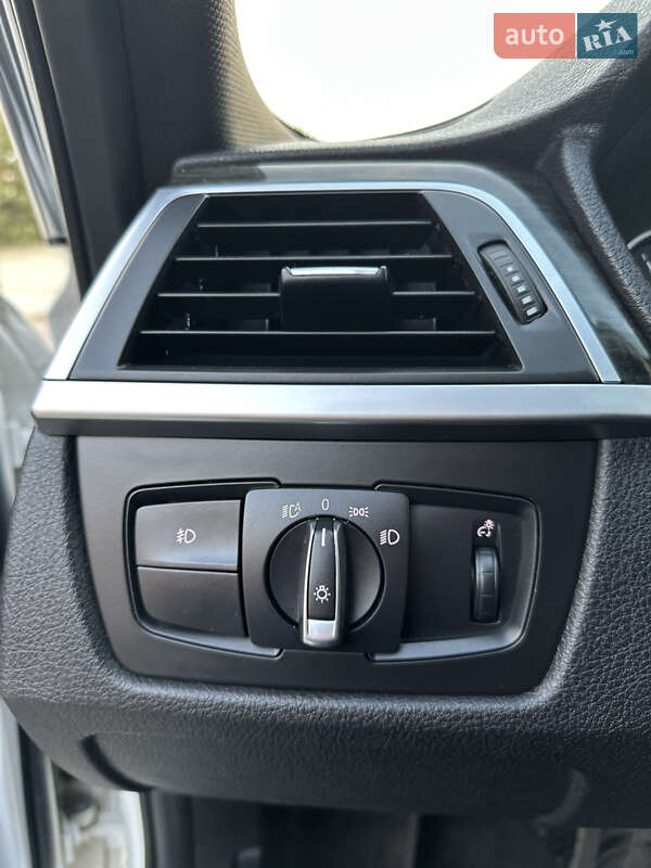 Седан BMW 3 Series 2016 в Луцке фото 32 Седан BMW 3 Series 2016 в Луцке