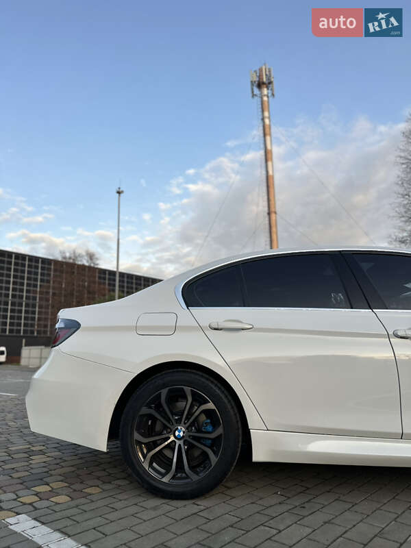 Седан BMW 3 Series 2016 в Луцке фото 41 Седан BMW 3 Series 2016 в Луцке