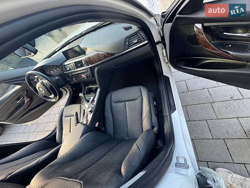 Седан BMW 3 Series 2014 в Львове