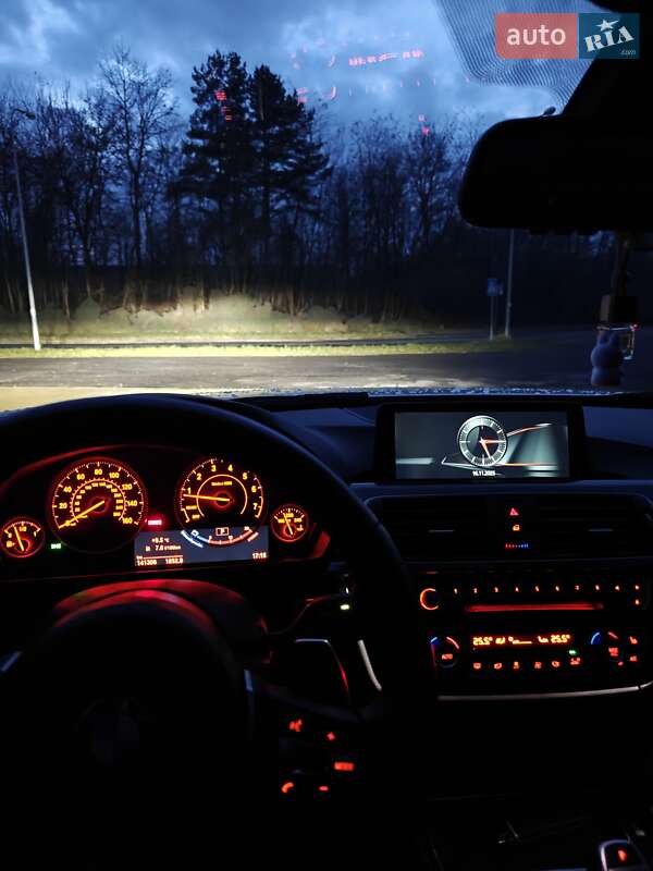 Седан BMW 3 Series 2017 в Львове