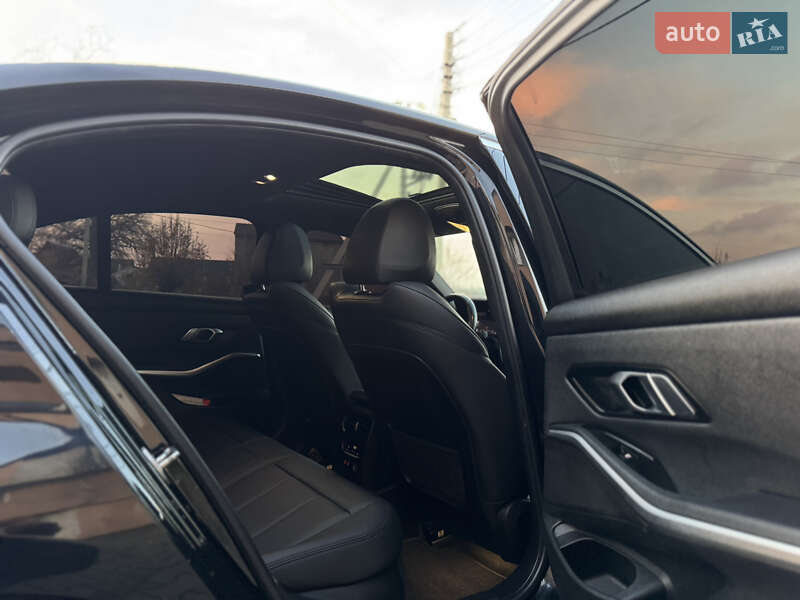 Седан BMW 3 Series 2020 в Луцьку