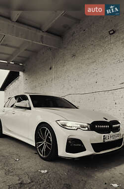 Седан BMW 3 Series 2021 в Киеве