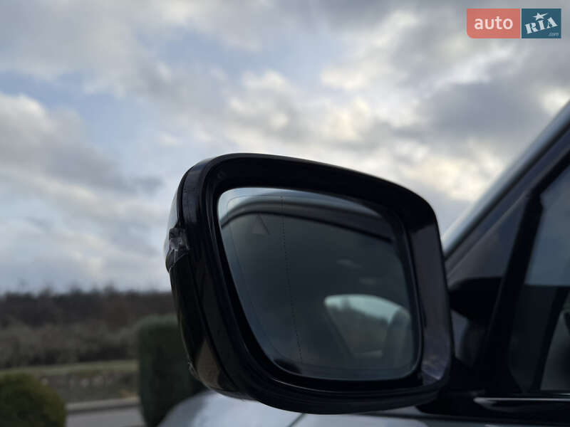 Седан BMW 3 Series 2024 в Днепре