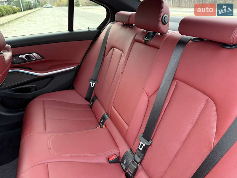 Седан BMW 3 Series 2024 в Днепре