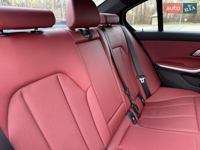 Седан BMW 3 Series 2024 в Днепре