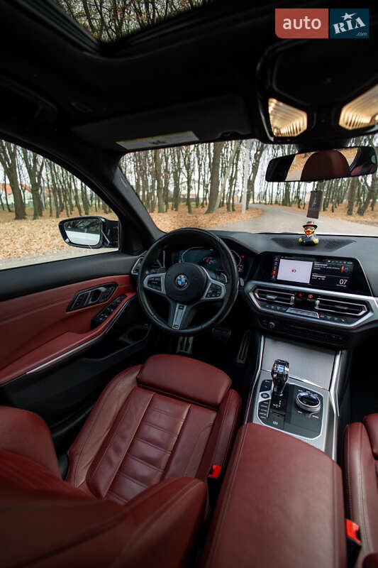 Седан BMW 3 Series 2022 в Львове