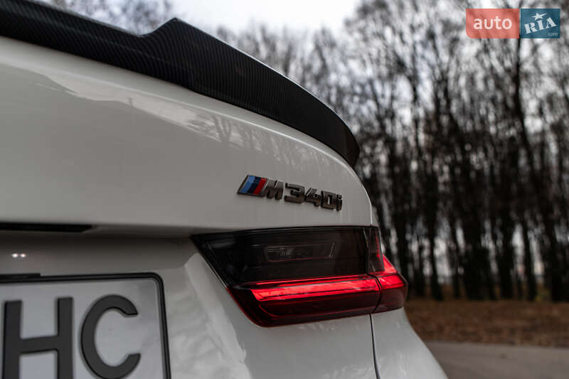 Седан BMW 3 Series 2022 в Львове