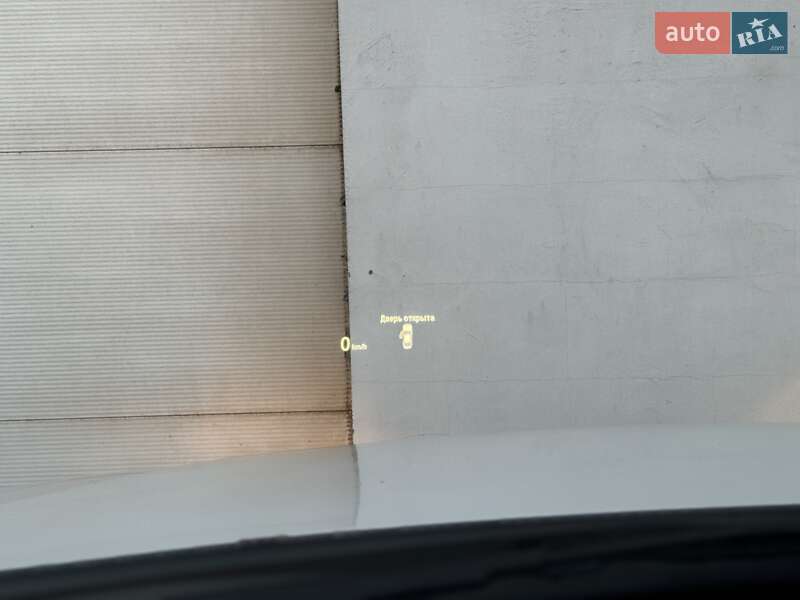 Седан BMW 3 Series 2012 в Сарнах