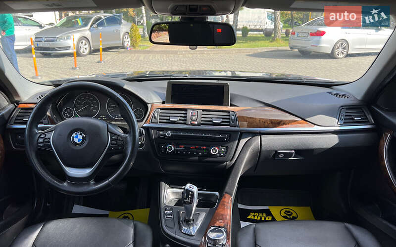 Седан BMW 3 Series 2014 в Львове