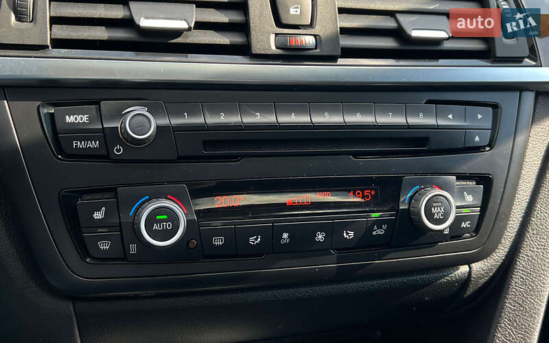 Седан BMW 3 Series 2014 в Львове