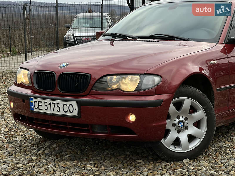 Седан BMW 3 Series 2004 в Сторожинце