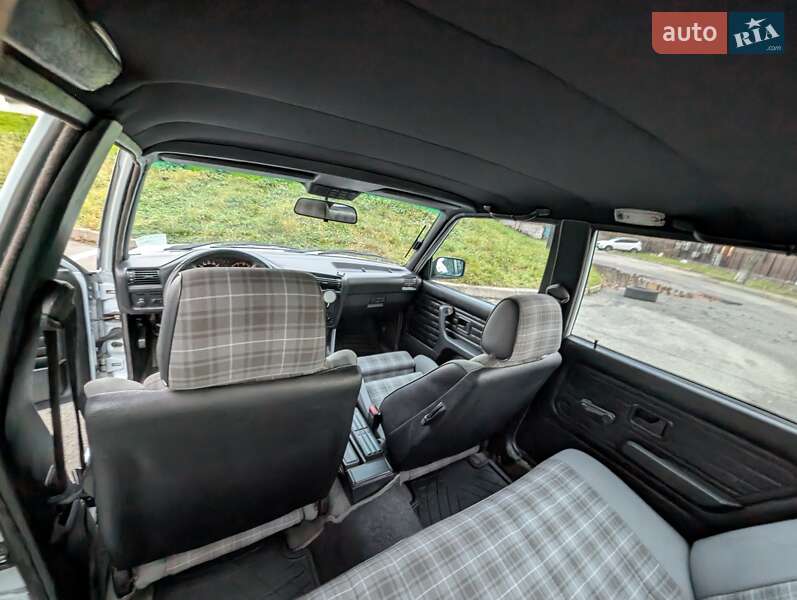 Седан BMW 3 Series 1987 в Киеве фото 15 Седан BMW 3 Series 1987 в Киеве