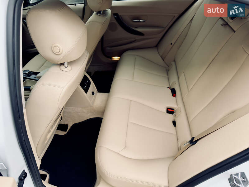 Седан BMW 3 Series 2015 в Одесі фото 34 Седан BMW 3 Series 2015 в Одесі