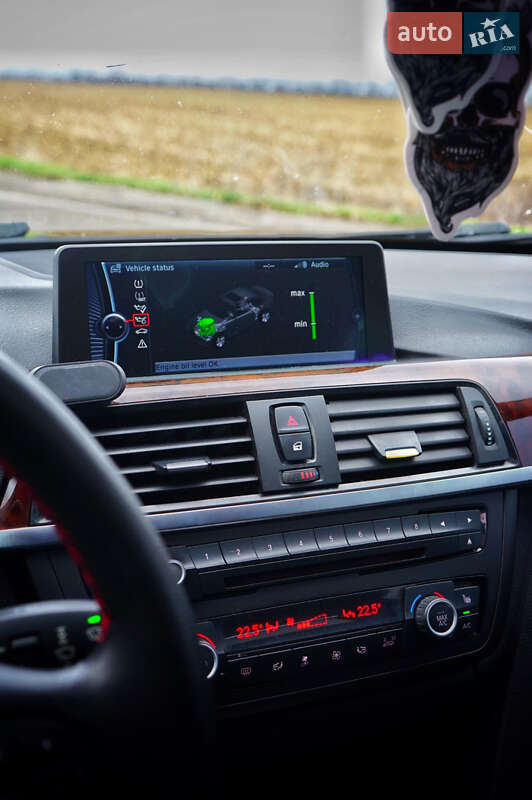 Седан BMW 3 Series 2013 в Черкасах
