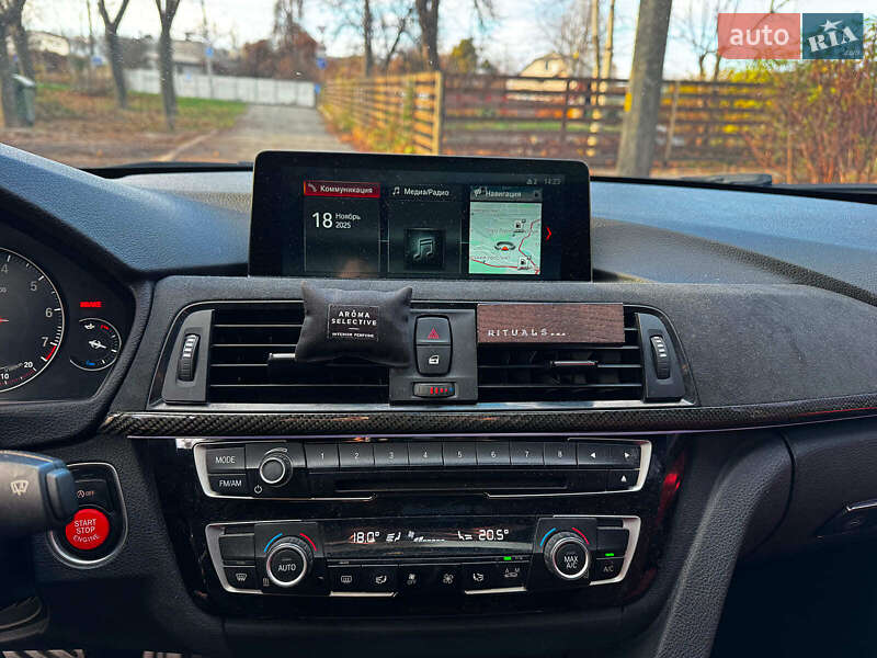 Седан BMW 3 Series 2016 в Киеве