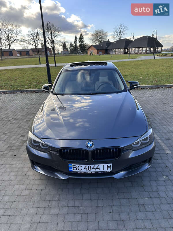 Седан BMW 3 Series 2013 в Львове фото 3 Седан BMW 3 Series 2013 в Львове