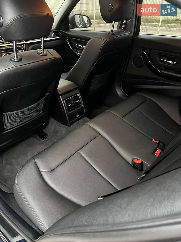 Седан BMW 3 Series 2016 в Виннице фото 15 Седан BMW 3 Series 2016 в Виннице