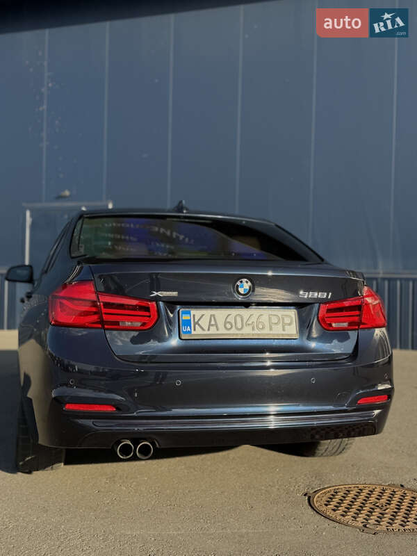Седан BMW 3 Series 2016 в Киеве