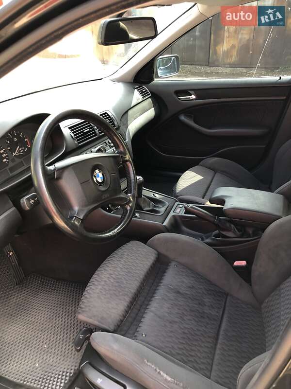 Седан BMW 3 Series 2000 в Запоріжжі