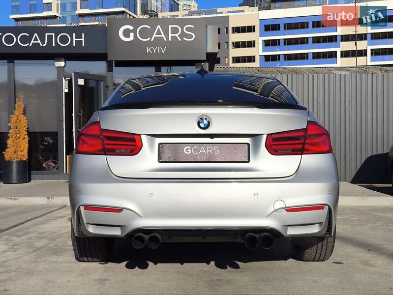 Седан BMW 3 Series 2015 в Киеве