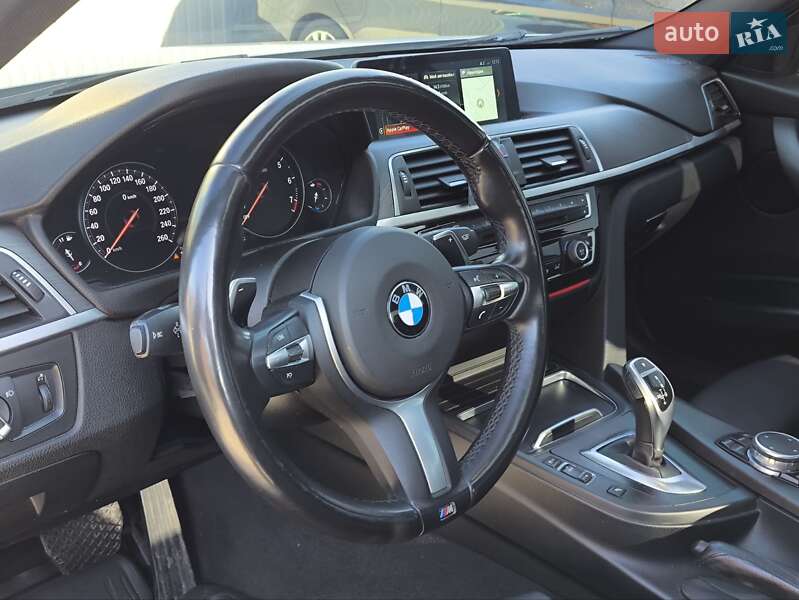 Седан BMW 3 Series 2015 в Киеве