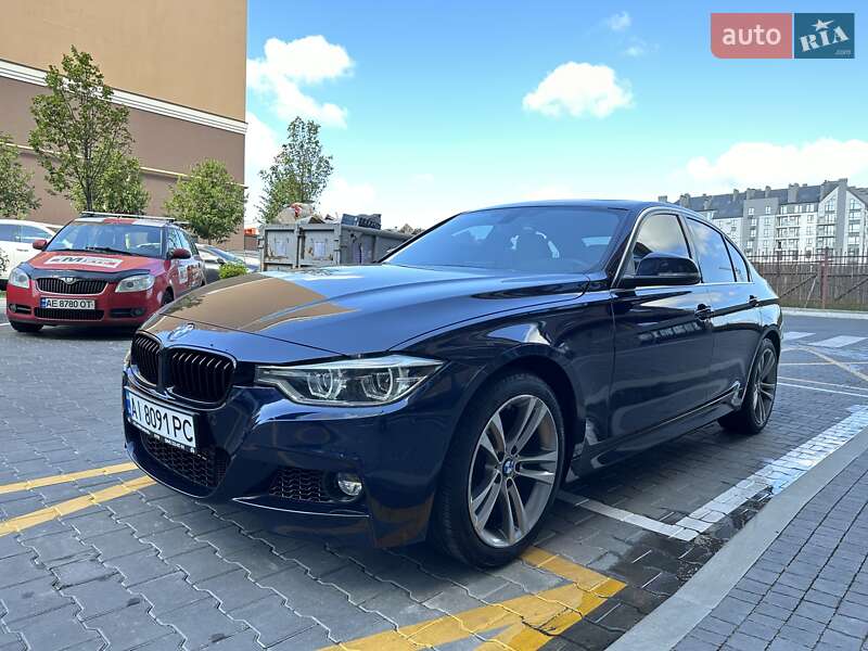 Седан BMW 3 Series 2017 в Киеве