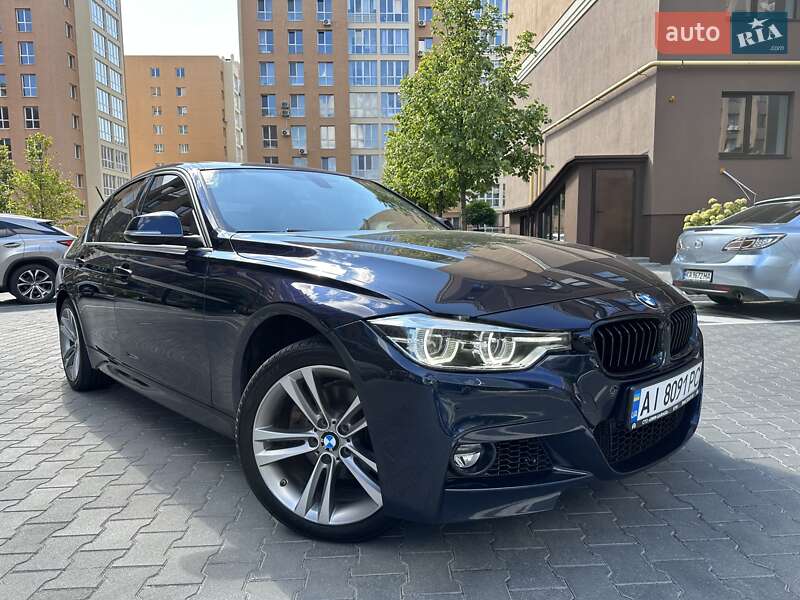 Седан BMW 3 Series 2017 в Киеве