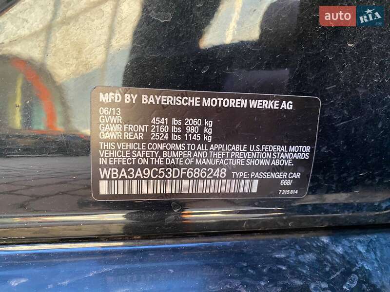 Седан BMW 3 Series 2013 в Львове