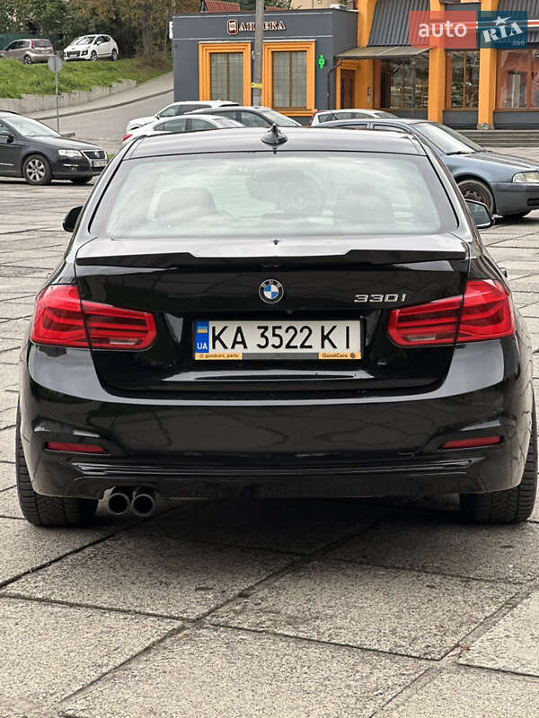 Седан BMW 3 Series 2016 в Львові