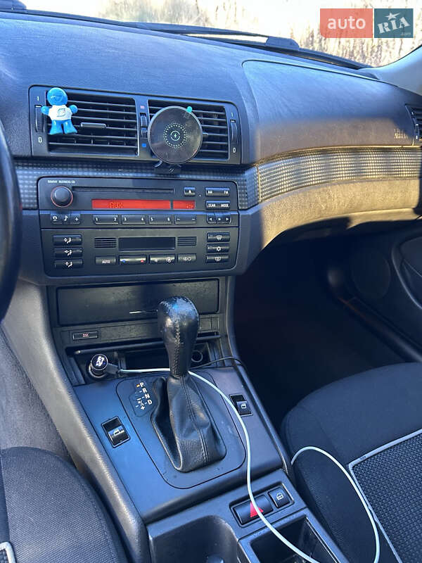 Седан BMW 3 Series 2002 в Києві