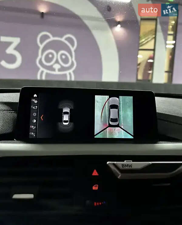 Седан BMW 3 Series 2018 в Киеве